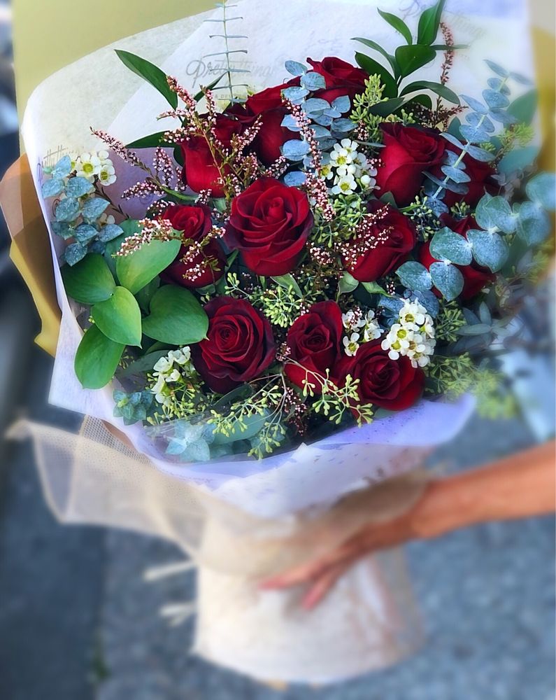 PRETTY THINGS FLORIST AND DESIGNER GIFTS Updated August 2024 69