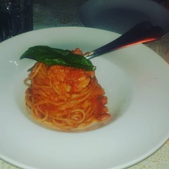 Pane e Vino - Spaghetti alla Ruota - Italian Near Me - Miami Beach, Florida Pane e Vino - Spaghetti alla Ruota - Italian Near Me - Miami Beach, Florida
