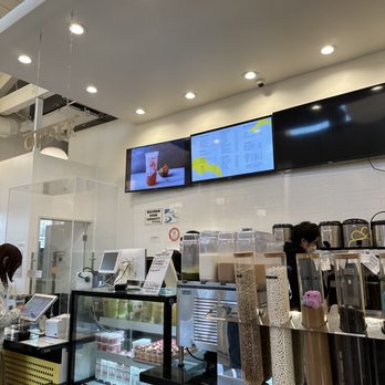 Sunright Tea Studio - Inside - Bubble Tea Near Me - Irvine, California Sunright Tea Studio - Inside - Bubble Tea Near Me - Irvine, California