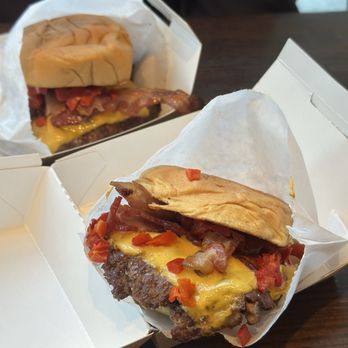 Shake Shack - Smoke shack burger - Burgers Near Me - Los Angeles, California Shake Shack - Smoke shack burger - Burgers Near Me - Los Angeles, California