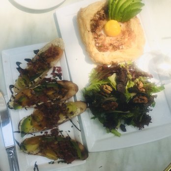 Vintage - Avocado Toast & American Galette - Breakfast & Brunch Near Me - Vail, Colorado Vintage - Avocado Toast & American Galette - Breakfast & Brunch Near Me - Vail, Colorado
