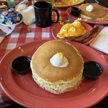 Jake's Roadhouse - Barbeque Near Me - Monrovia, California