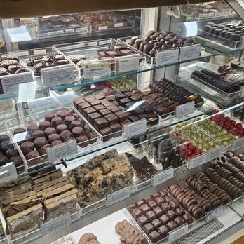Rocky Mountain Chocolate Factory - Chocolatiers & Shops Near Me - Denver, Colorado Rocky Mountain Chocolate Factory - Chocolatiers & Shops Near Me - Denver, Colorado