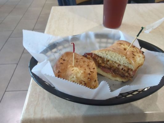 Martin’s: Wine, Liquor, Beer & Deli - New Orleans by null