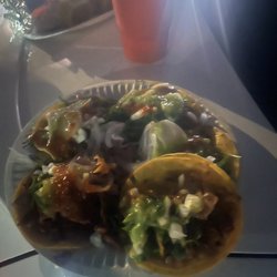 Tacos Los Carnales3 - Asada, al pastor , lengua, buche