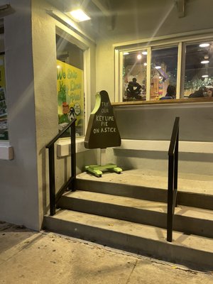 Key Lime Pie Bakery by null