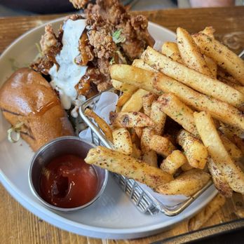 An Artistic Taste - Fried chicken sandwich - New American Near Me - Harriman, New York An Artistic Taste - Fried chicken sandwich - New American Near Me - Harriman, New York