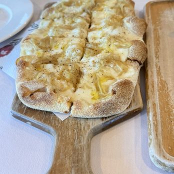 Nella Kitchen & Bar - Pinza Bianca - American Near Me - Los Olivos, California Nella Kitchen & Bar - Pinza Bianca - American Near Me - Los Olivos, California