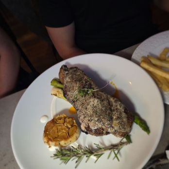 Raza’s at Hamilton - Steak (love the garlic confit) - New American Near Me - Hamilton Township, New Jersey Raza’s at Hamilton - Steak (love the garlic confit) - New American Near Me - Hamilton Township, New Jersey