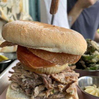 Easy ‘Que - Barbeque Near Me - Kailua, Hawaii