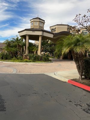 West Inn & Suites by null