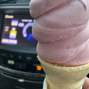 Meadowlark Dairy - Ice Cream & Frozen Yogurt Near Me - Pleasanton, California