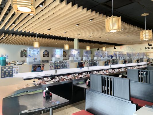 Kura Revolving Sushi Bar by null
