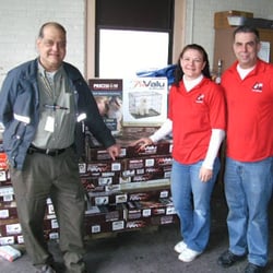 Mellisa's Pet Depot - Mellisa's Pet Depot Donated 40 crates to the Coalition for Animals' Disaster Preparedness Program!