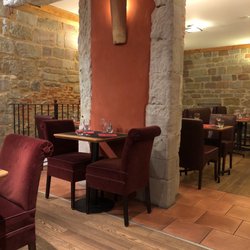 Restaurant le 104