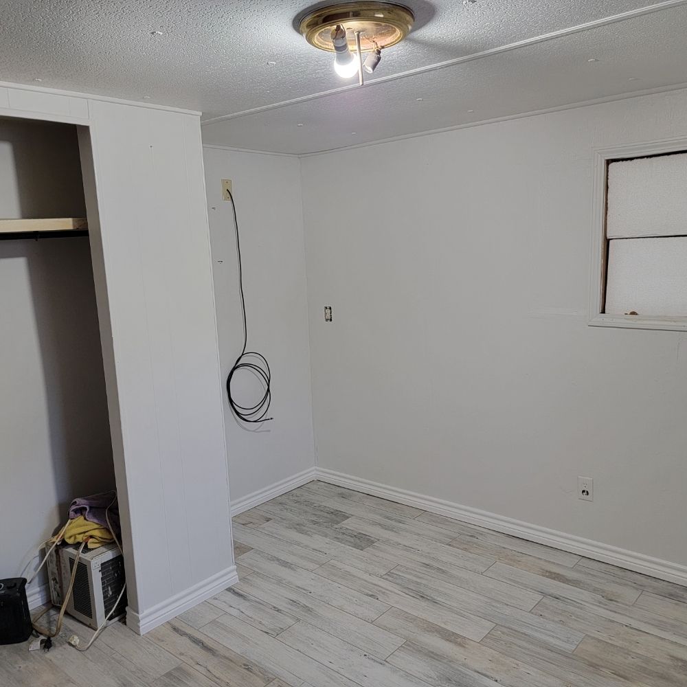 Slide of M&H Jashi's Paint & Roof