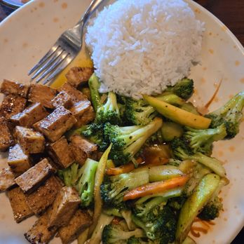 Dumplings Noodles - Hibachi tofu - Chinese Near Me - Lexington, Kentucky Dumplings Noodles - Hibachi tofu - Chinese Near Me - Lexington, Kentucky