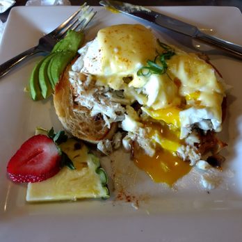 Moena Café - crab eggs benedict..real crab meat,eggs poached perfectly! lookit all that yumminess spillin out..i cleaned my plate it was so delicious! - Cafes Near Me - Honolulu, Hawaii Moena Café - crab eggs benedict..real crab meat,eggs poached perfectly! lookit all that yumminess spillin out..i cleaned my plate it was so delicious! - Cafes Near Me - Honolulu, Hawaii