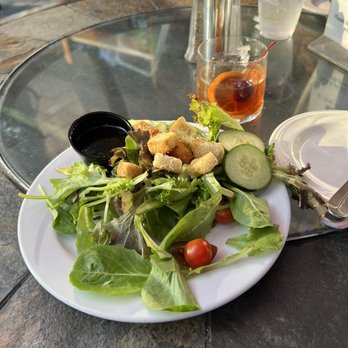 Manhattan Beach Lodge - Greens with balsamic dressing - American Near Me - Crosslake, Minnesota Manhattan Beach Lodge - Greens with balsamic dressing - American Near Me - Crosslake, Minnesota