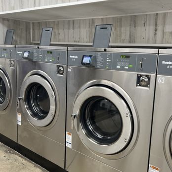 Infinity Laundry - Laundromat Near Me - La Verne, California