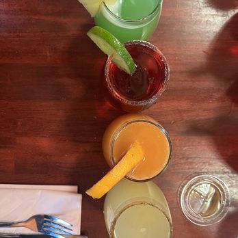 Toast - Milwaukee - Maui Wowi, BlackBerry Hibiscus, Blood Orange, and Lavender Pear Mimosas - Breakfast & Brunch Near Me - Milwaukee, Wisconsin Toast - Milwaukee - Maui Wowi, BlackBerry Hibiscus, Blood Orange, and Lavender Pear Mimosas - Breakfast & Brunch Near Me - Milwaukee, Wisconsin