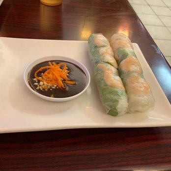 Pho Daily - Summer rolls but they call them spring rolls here. - Vietnamese Near Me - Gardena, California