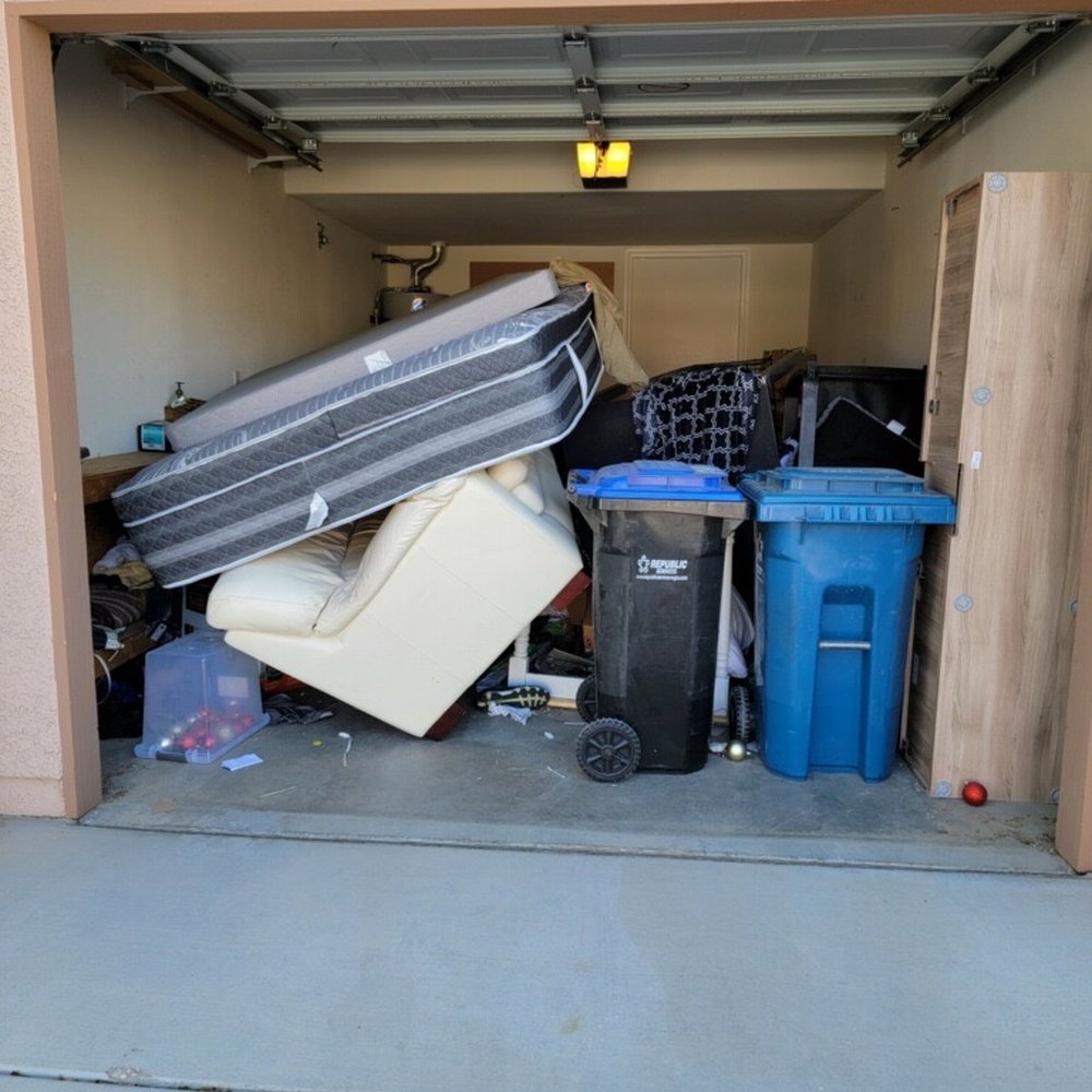 Junk Monkeyz Junk Removal - Before - Junk Removal & Hauling Near Me - Las Vegas, Nevada Junk Monkeyz Junk Removal - Before - Junk Removal & Hauling Near Me - Las Vegas, Nevada