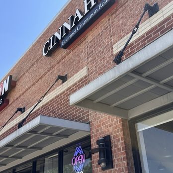 Cinnaholic - Exterior - Bakeries Near Me - McKinney, Texas