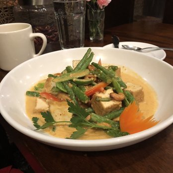 Peppermint Thai Cuisine - Thai Near Me - Pepper Pike, Ohio