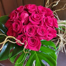 Coral Gables Florist - 2 dz Red  Stunning roses  Clustered together in a high cylinder for $ 150.00