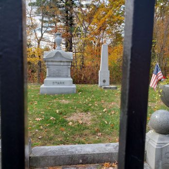 Stark Park - Family burial plot Major General John Stark - Parks Near Me - Manchester, New Hampshire Stark Park - Family burial plot Major General John Stark - Parks Near Me - Manchester, New Hampshire