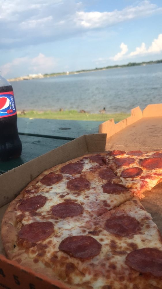 LITTLE CAESARS PIZZA Updated August 2024 508 N Hwy 77, Waxahachie