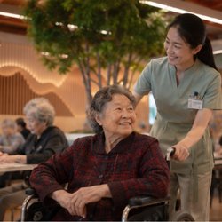 Seen Health - A caring interaction between a SEEN Health team member and a participant.