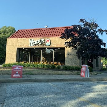 Wendy's - Not much business, so why so slow? - Burgers Near Me - Columbia, Maryland