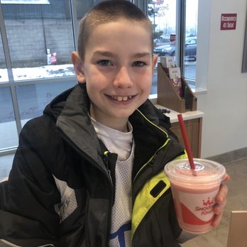 Smoothie King - Kids strawberry blueberry smoothie - Juice Bars & Smoothies Near Me - Portage, Michigan