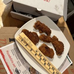 5 chicken fingers on a Wednesday night at Pizza Delizio