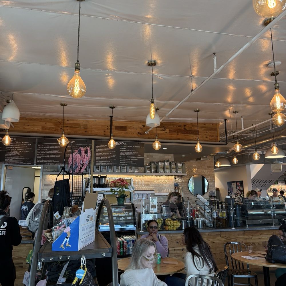 MoJoe's - Cafe seating area - Coffee & Tea Near Me - Roseville, California MoJoe's - Cafe seating area - Coffee & Tea Near Me - Roseville, California