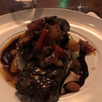 Seasons 52 - New American Near Me - Troy, Michigan