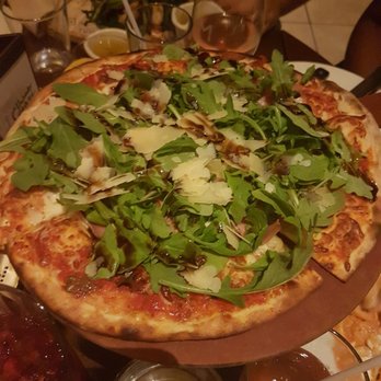Enoteca Monza Pizzeria - DDO - Cotto pizza: arugula, prosciutto, parmesan - Pizza Near Me - Dollard-des-Ormeaux, Quebec