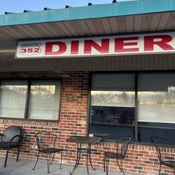 Route 352 Diner - Front of diner
