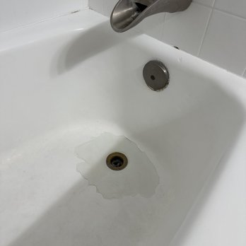 Danny’s tub and tile Reglazing - Before tub - Refinishing Services Near Me Danny’s tub and tile Reglazing - Before tub - Refinishing Services Near Me