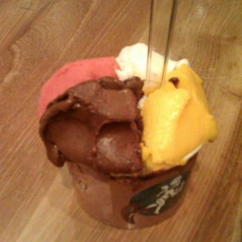 Amorino - Chocolate, raspberry, coconut, and mango sorbets - Ice Cream & Frozen Yogurt Near Me - London, XGL Amorino - Chocolate, raspberry, coconut, and mango sorbets - Ice Cream & Frozen Yogurt Near Me - London, XGL