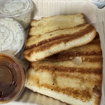 Old Town BBQ - Our meal, part 2: bread, bbq sauce, potato salad, coleslaw - Barbeque Near Me - Ventura, California