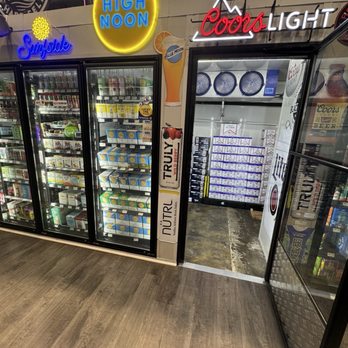 Mountain Liquors - Beer freezer - Beer, Wine & Spirits Near Me - Kodak, Tennessee Mountain Liquors - Beer freezer - Beer, Wine & Spirits Near Me - Kodak, Tennessee