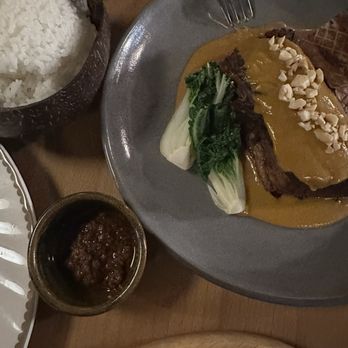 Istorya - This short rib kare kare omg - Filipino Near Me - Las Vegas, Nevada