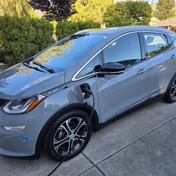 Capitol Honda - Newly purchased 2020 Chevy Bolt Premier from Capital Honda being fed at home. - Car Dealers Near Me - San Jose, California Capitol Honda - Newly purchased 2020 Chevy Bolt Premier from Capital Honda being fed at home. - Car Dealers Near Me - San Jose, California