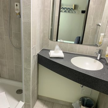 B&B Hotel Ulm - Mein Zimmer bietet die B&B-üblichen, guten Standards - Hotels Near Me - Ulm, BW