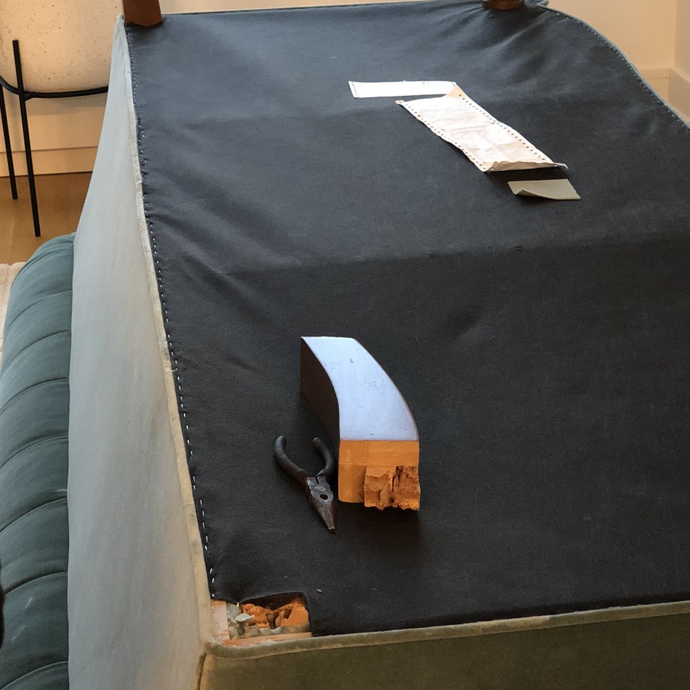 Q's Moving - Broken sofa leg ($5k sofa) - Movers Near Me - Whitestone, New York Q's Moving - Broken sofa leg ($5k sofa) - Movers Near Me - Whitestone, New York