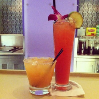 M.A.C. 24/7 - Guava drink and a salty dog. - American Near Me - Honolulu, Hawaii