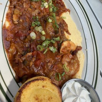 Sawyer & Co - Mashed Potatoes - Diners Near Me - Austin, Texas Sawyer & Co - Mashed Potatoes - Diners Near Me - Austin, Texas